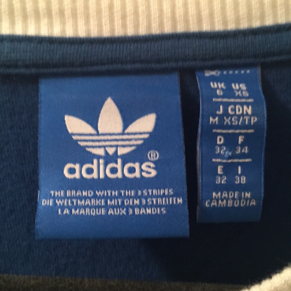 1 Day SALE Adidas track long sleeve shirt - Picture 3 of 3